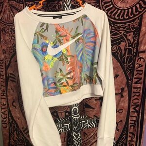 Nike Women's Tropical Print Sweatshirt - White and Multicolor